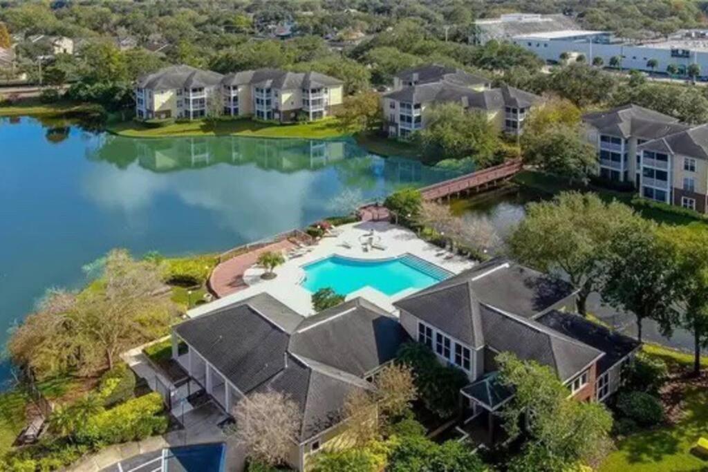 Lakeview Condo In Gated Community Tampa Eksteriør billede